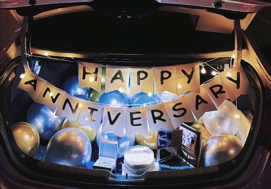 Thuê xe ngày kỷ niệm